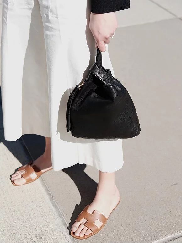 adidas和椰子联名的拖鞋,adidas新联名拖鞋