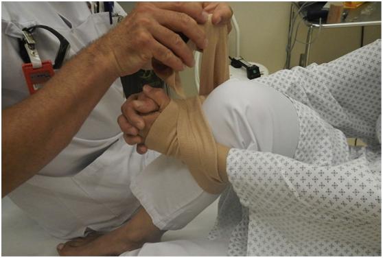 肩膀脱臼了？有一种新方法，能让你自己复位回去，像“陈真”一样