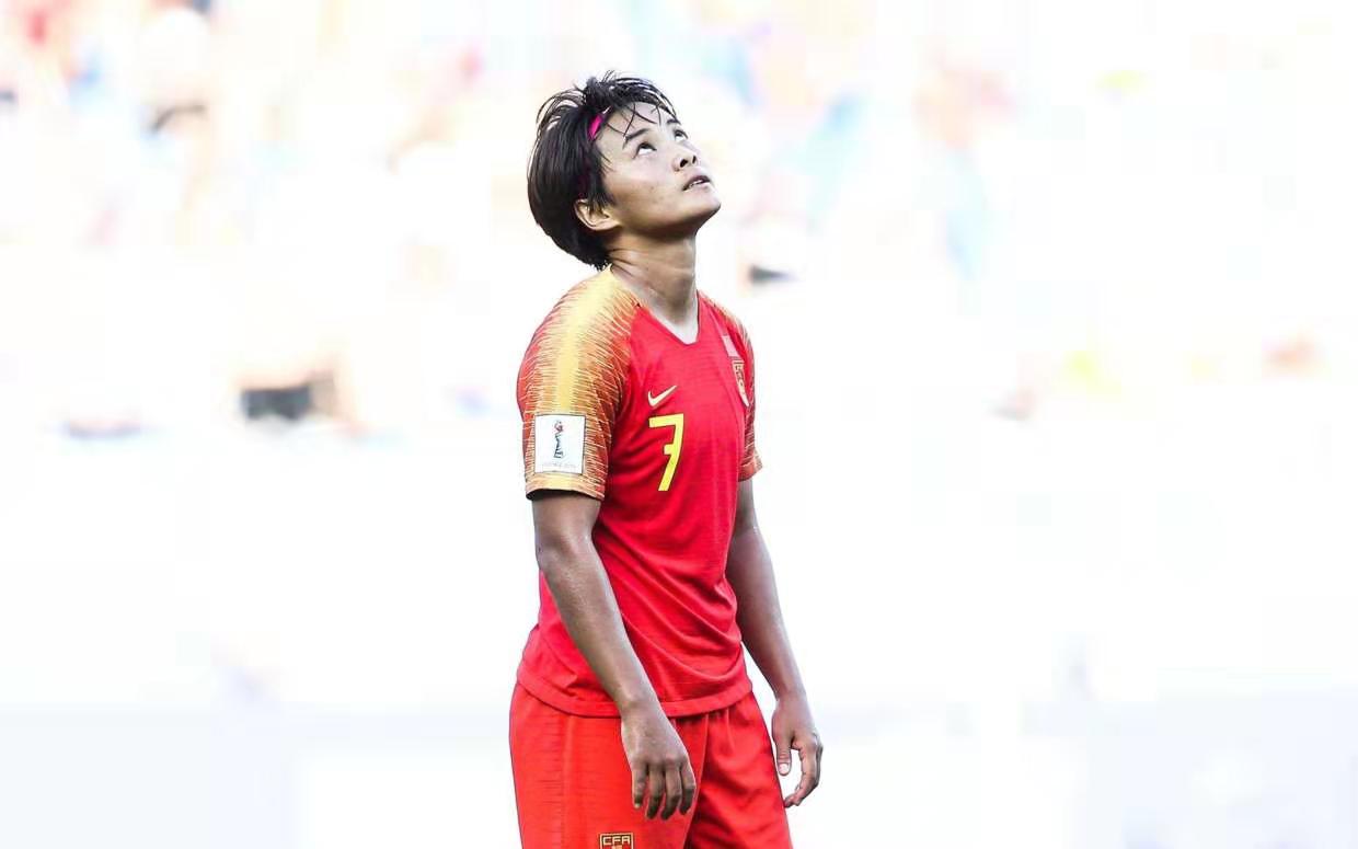 中国足球史上最令人惋惜的球员,中国足球小将被足协放弃了吗