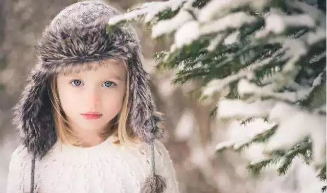 春捂秋冻冷热交替如何保护孩子,冷会让宝宝起湿疹吗