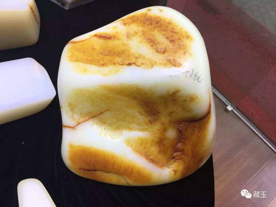 黄白和红白肤色,和田玉青白和高青白的区别