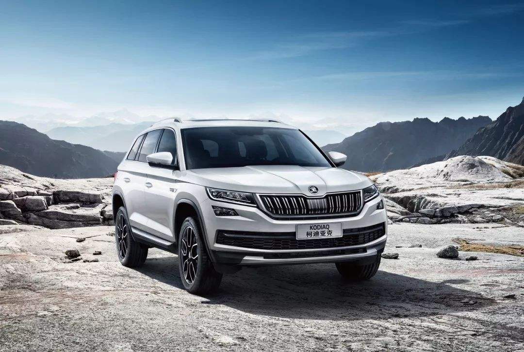 地板油急加速对车辆有影响吗,地板油持续多久伤车