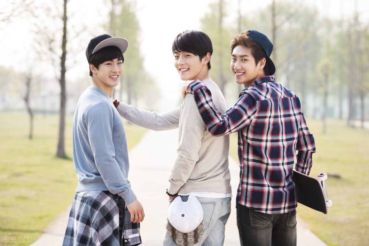 怎么培养孩子自信大胆开朗的性格,男孩培养性格的方法