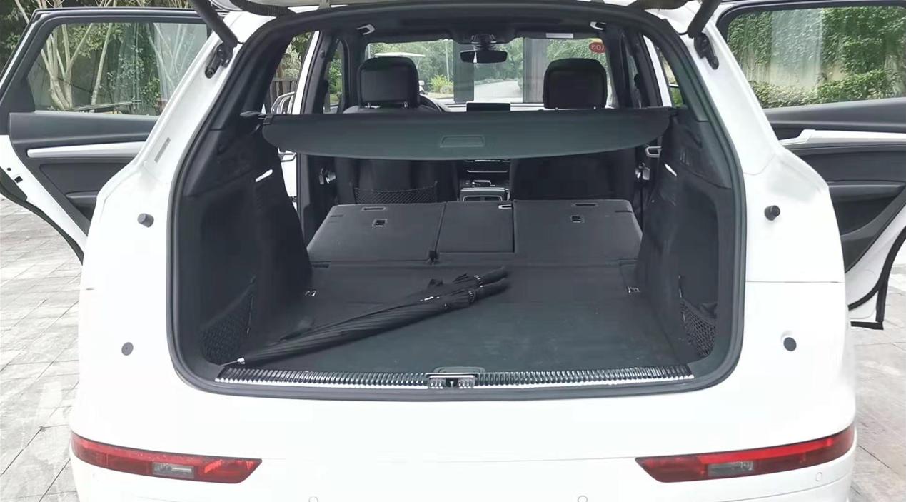 抄底全新奥迪q5l有多爽,真的是性价比之选试驾全新奥迪q5l