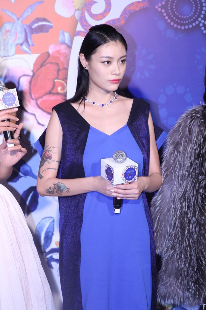 未婚生子十大女星,未婚生子惨遭抛弃的十大女星