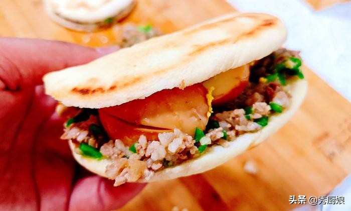 饺子皮做的早餐简易懒人早餐,家有初中生40分钟搞定的营养早餐