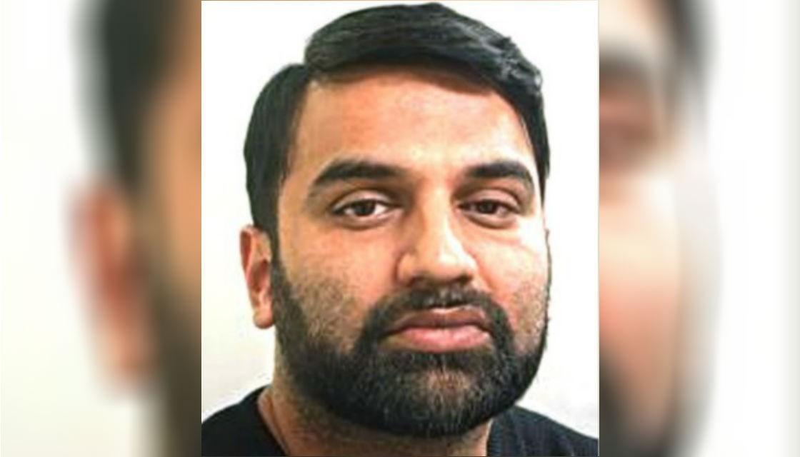 一男子假扮女性骗一个男人几百万,英国一男子被骗