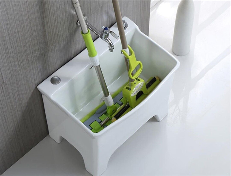 家里安装3个拖把池,怎么在卫生间安装洗拖把池