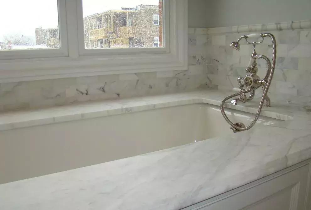 来,我请你洗澡,小编有个“价值10000000的石材浴缸”