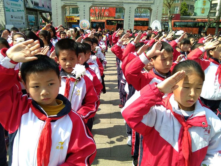 我的学校我的班作文怎么写,我的学校我的班小学