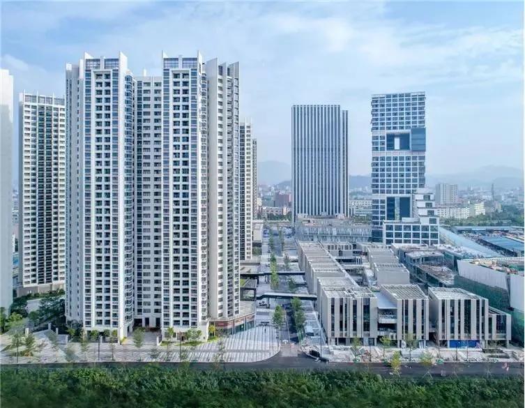 发现深圳「殿堂级」艺术神盘!阿玛尼、BV、范思哲都在家楼下