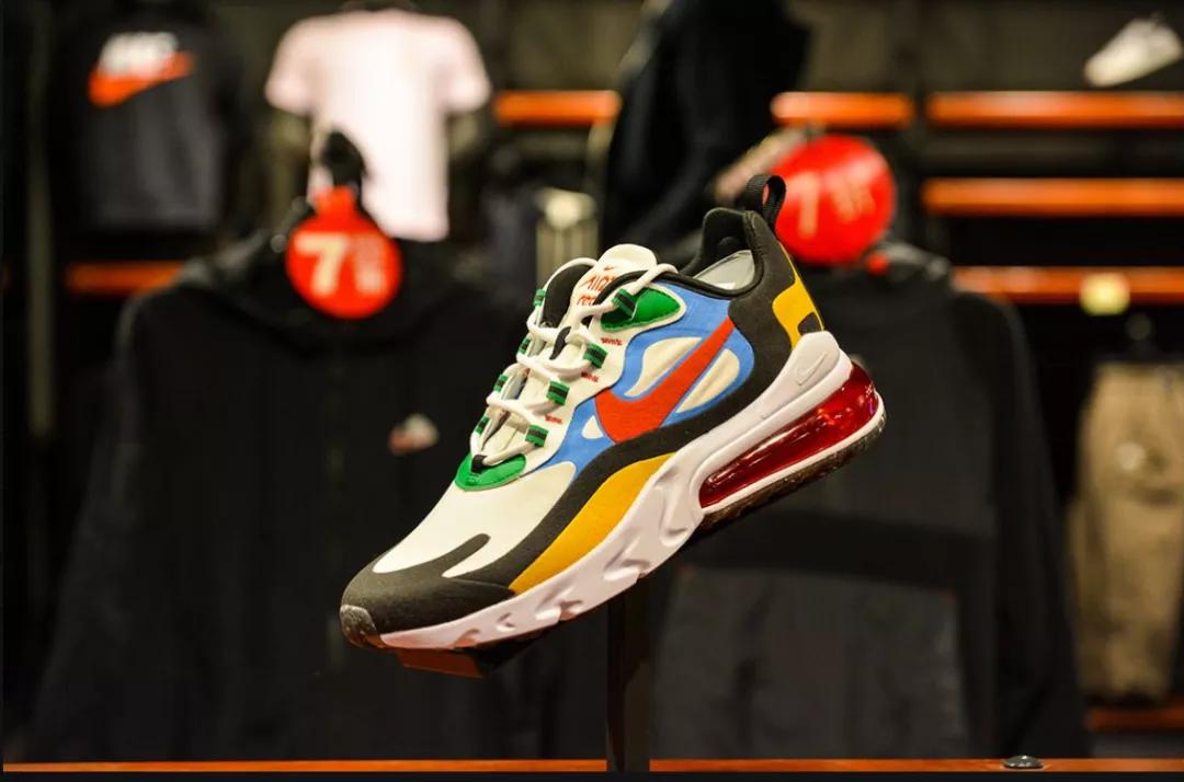 王府井大街东安市场,王府井步行街东安市场