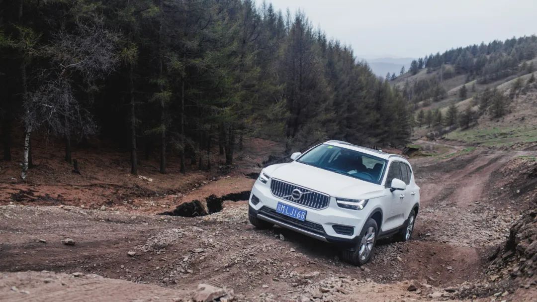 xc40沃尔沃越野测试,城市suv可以玩越野吗