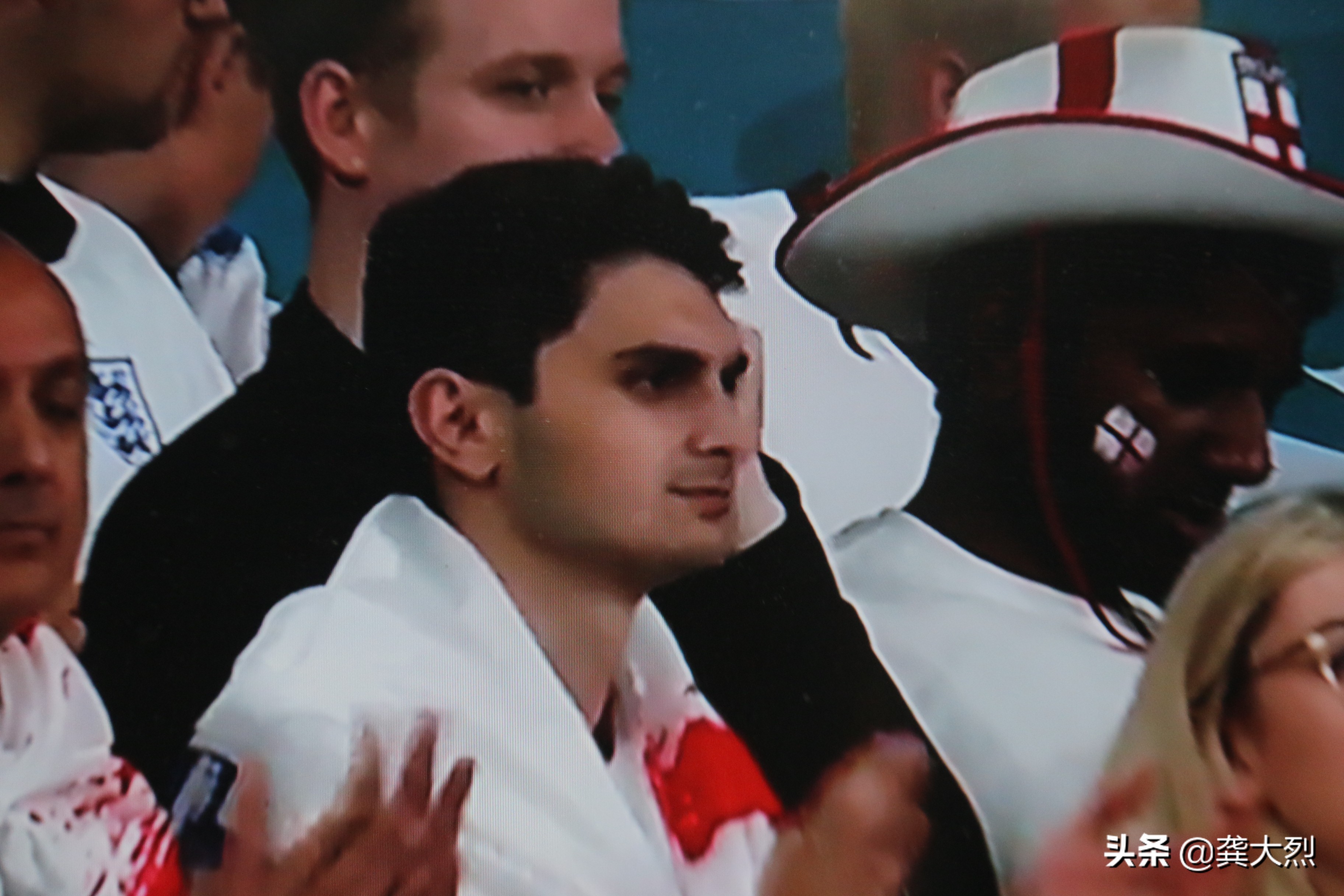 英格兰1:2输给哪个球队,为什么英格兰队世界大赛成绩不好