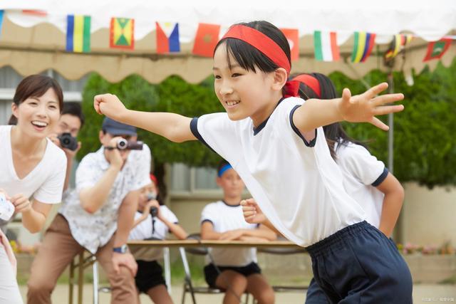 取消校外培训家长怎么指导学习,怎样引导家长理性对待校外培训