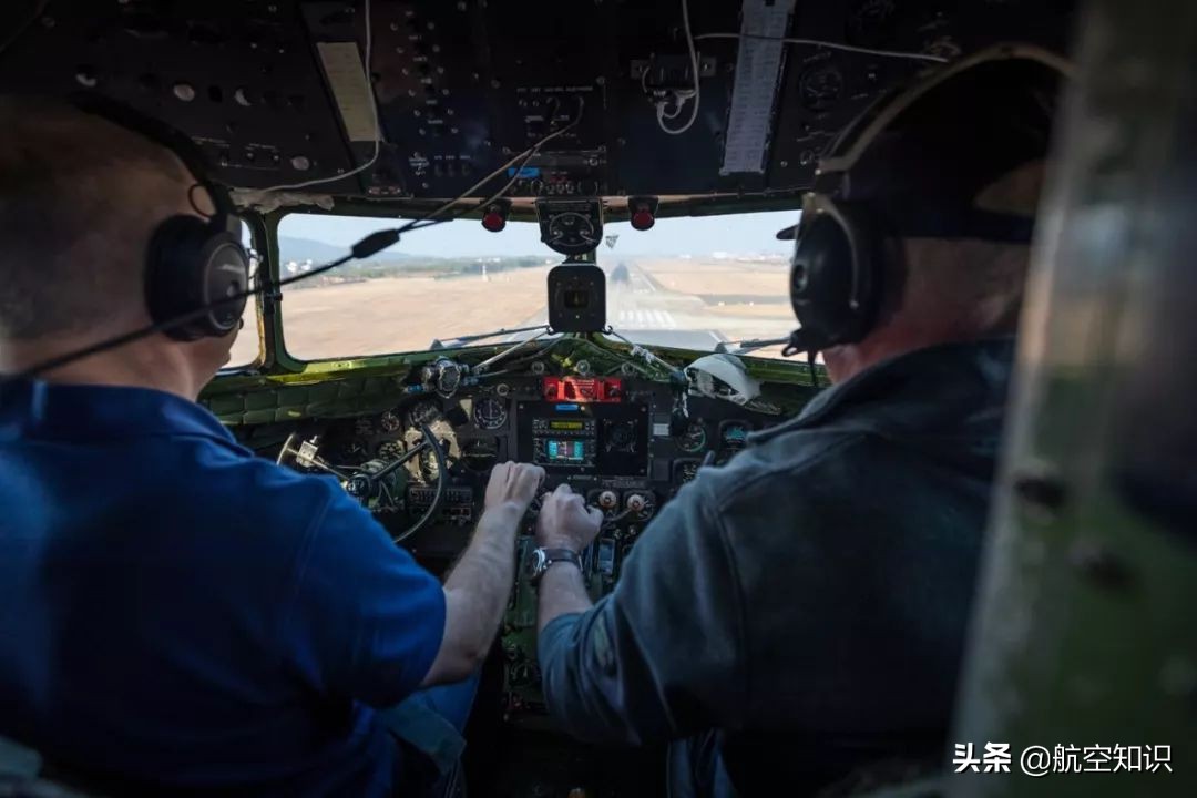 中国第一架香港飞机,一架从中国香港起飞的飞机