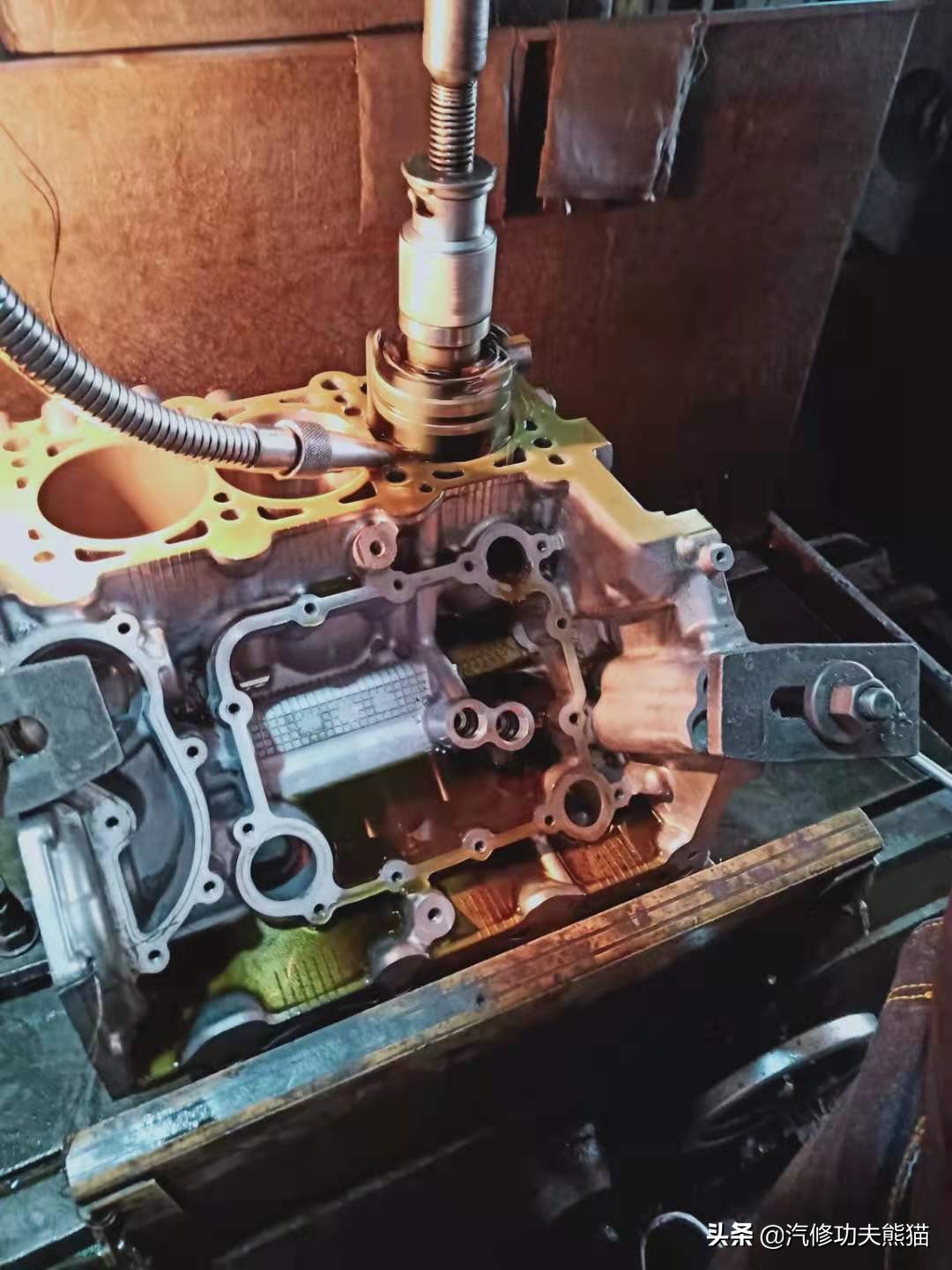 2010年的奥迪a6l2.8烧机油吗,08年奥运版奥迪a6值多少钱