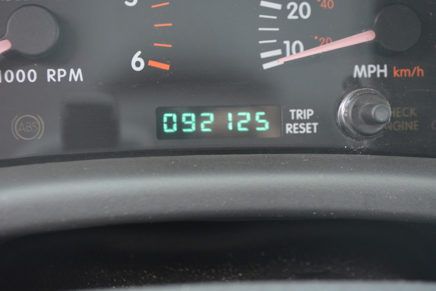 最后一代大切诺基3.6,最后一代切诺基2700