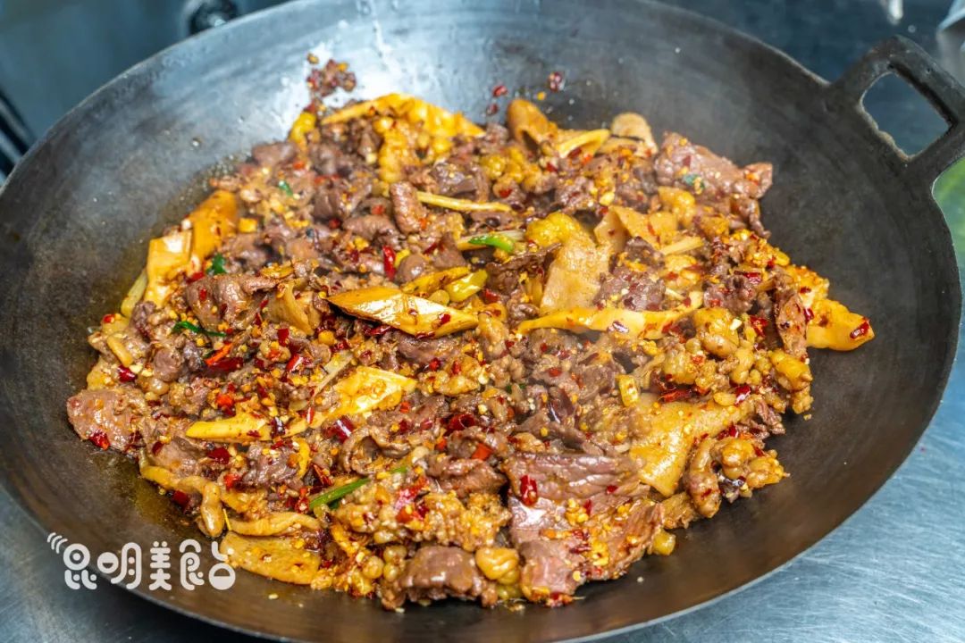 昆明高校周边美食,昆明平价美食学生