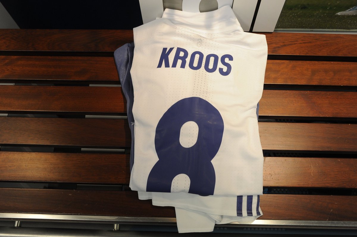 正品球衣在哪买,教你买球