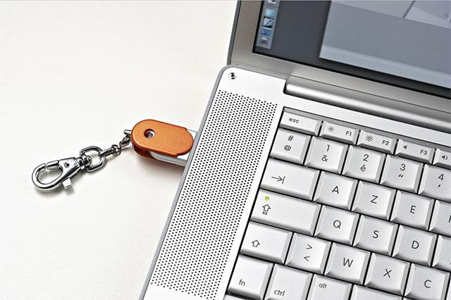 电脑读不出u盘驱动程序无法使用,电脑插上u盘驱动显示无法识别