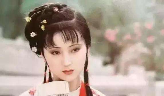 将红楼梦标题改为林黛玉进贾府,林黛玉进贾府的人物形象及写法