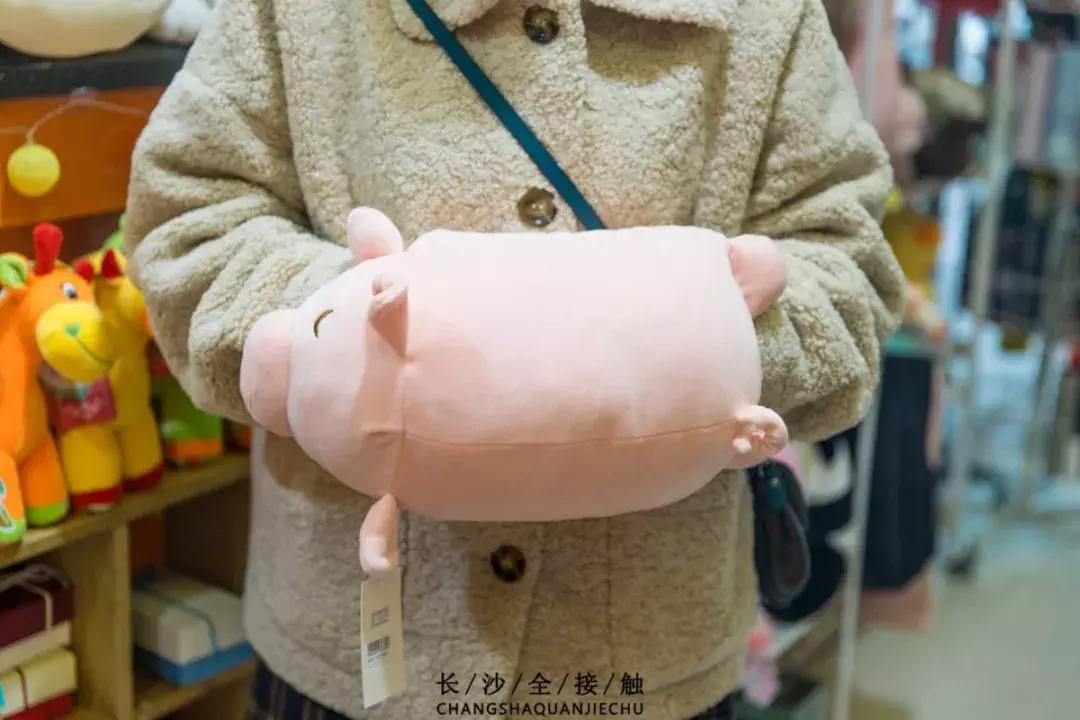 留得住回忆但是留不住人心,留得住的记忆回不去的乡愁