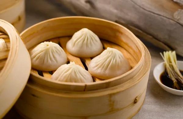 把那个LV包子给我来两个！