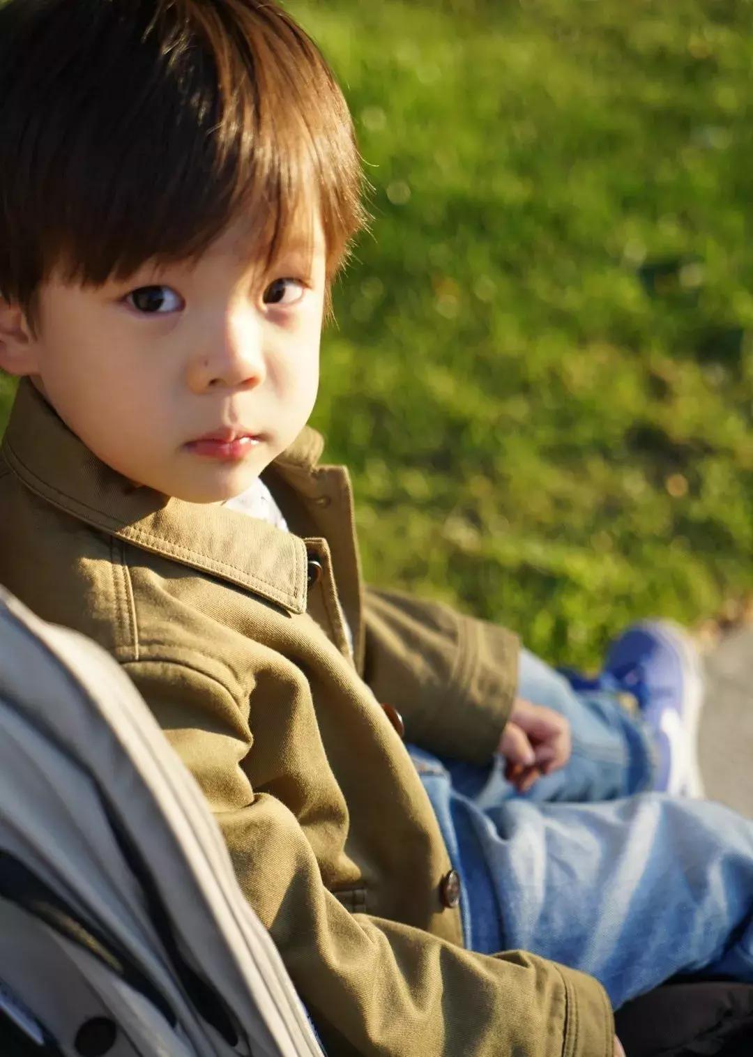 带孩子徒步穿越戈壁无人区,带女儿进沙漠的乐嘉