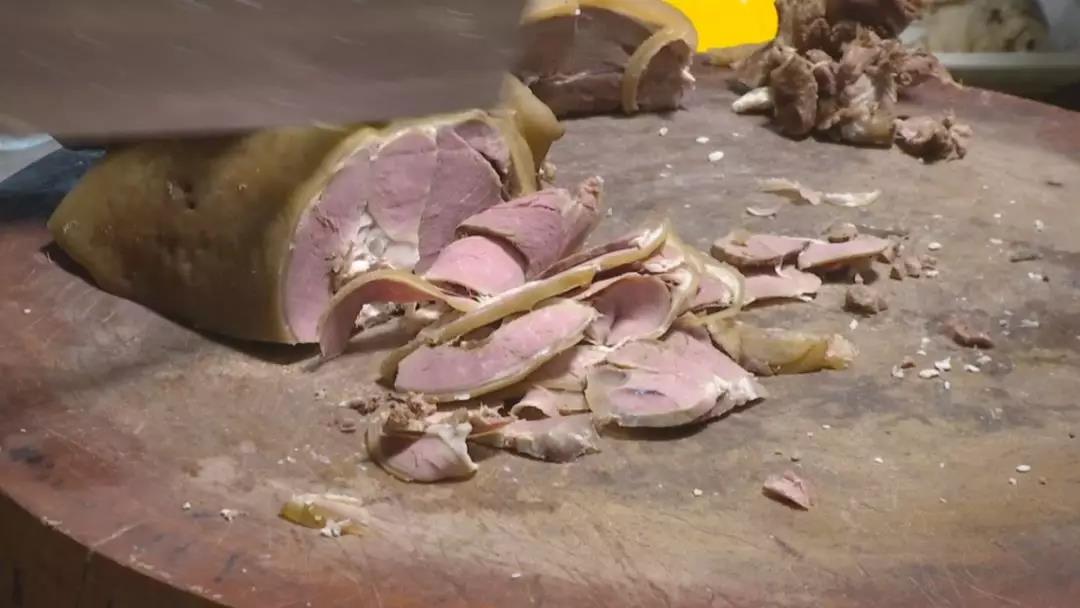 探寻银杏广场美食街，快带上你的味蕾加入我们吧！！