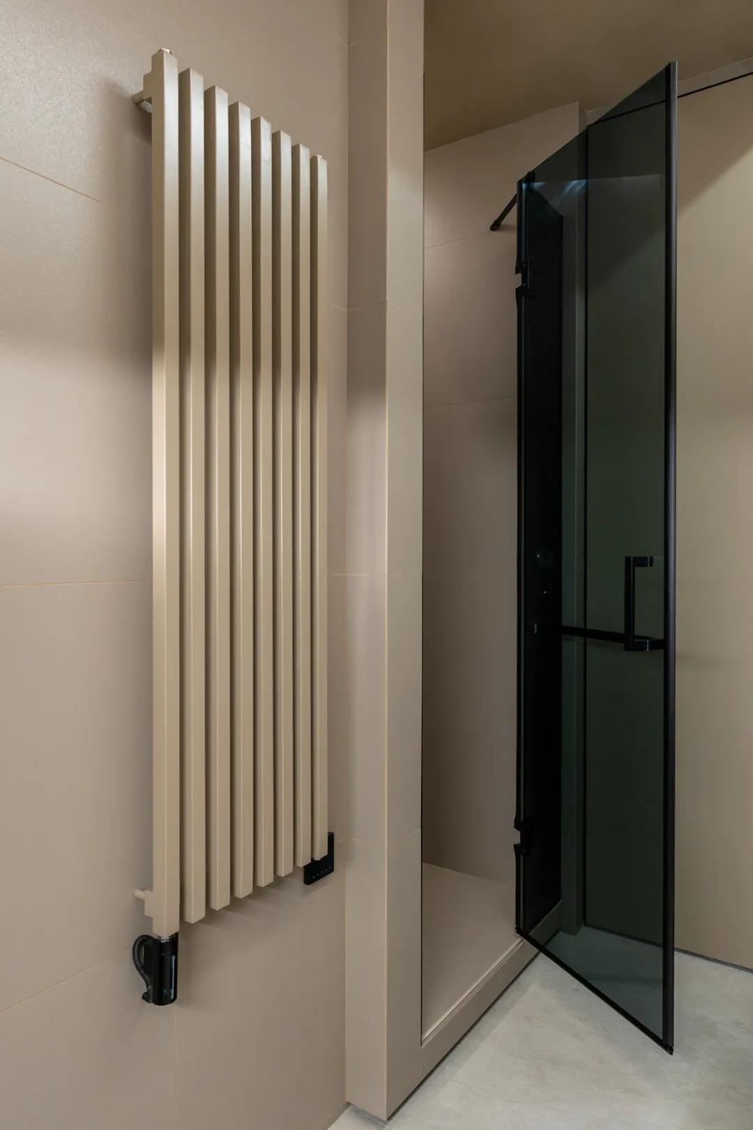 顶层挑高复式轻奢风格,香港天汇顶层复式