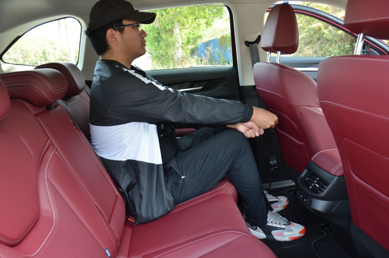 销冠再升级试驾2.0t四驱版哈弗h6,国民神车哈弗h6体验