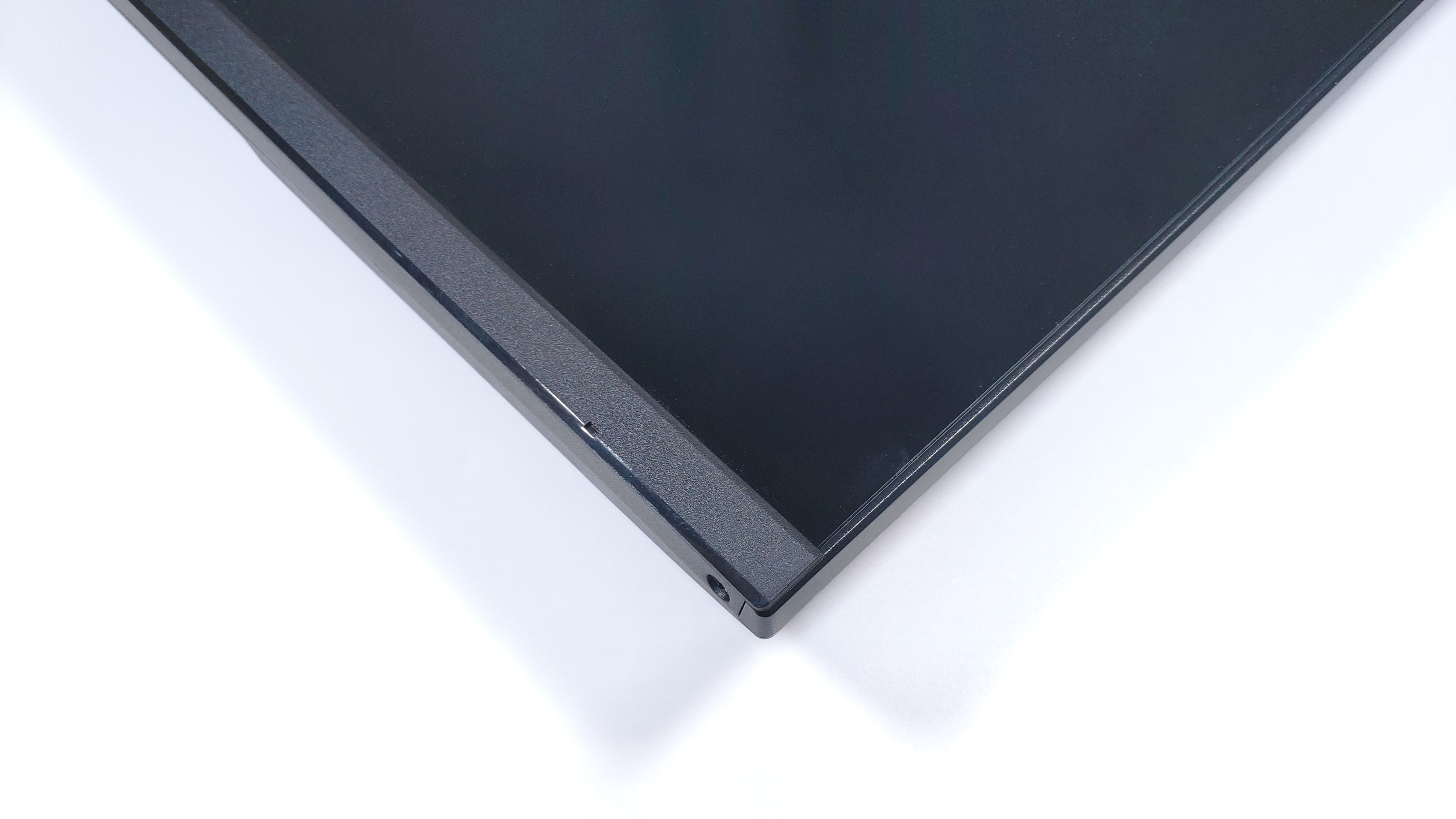 选显示器看什么参数,22寸显示器75hz最佳分辨率