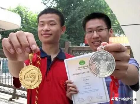 数学天才韦东奕平时生活是怎样的,数学天才韦东奕一年多少钱