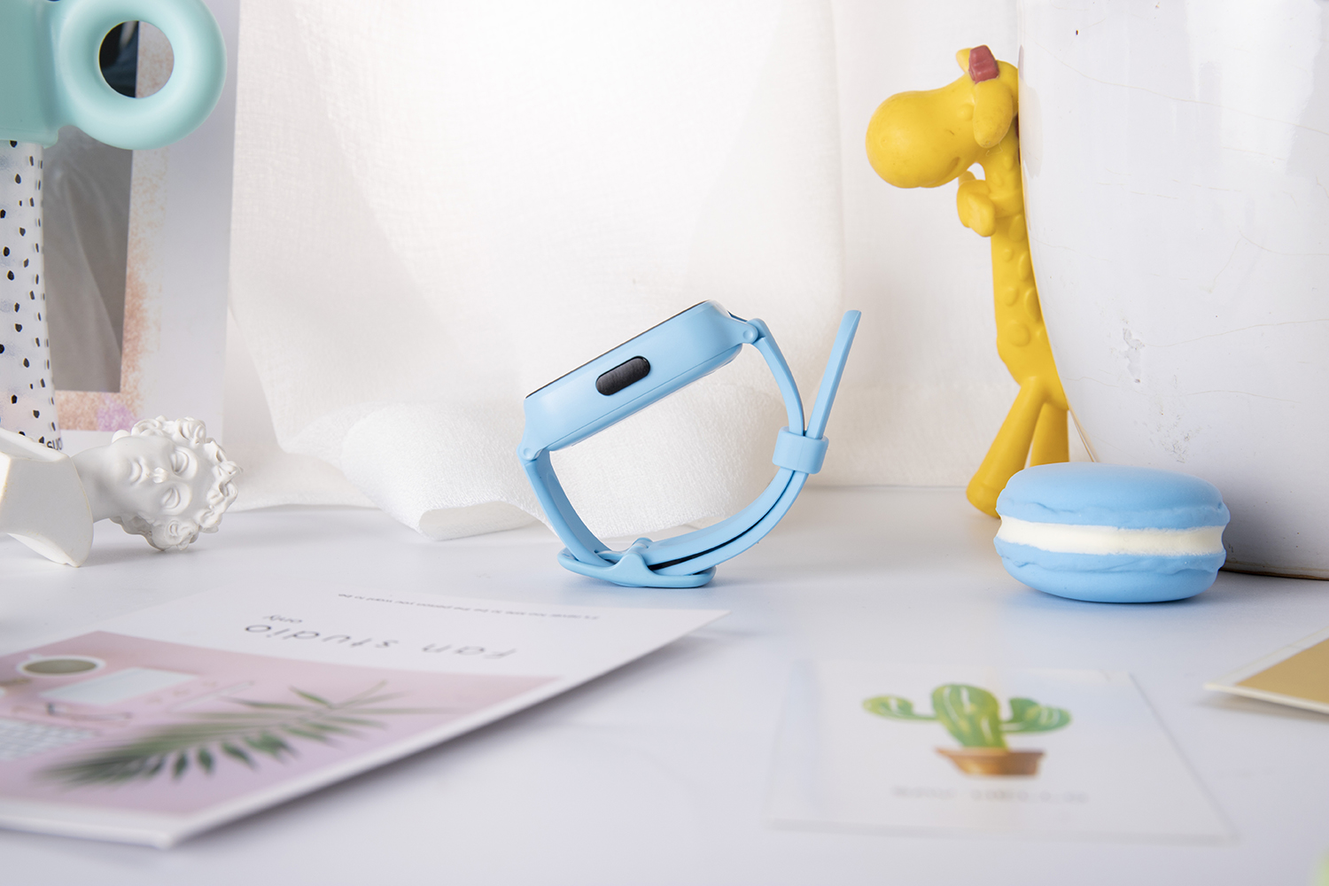 绯栫尗鍎跨鐢靛瓙鏅鸿兘鎵嬭〃,鎼滅嫍绯栫尗鐢佃瘽鎵嬭〃