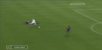 韦世豪铲球最新,韦世豪破门韦世豪突破