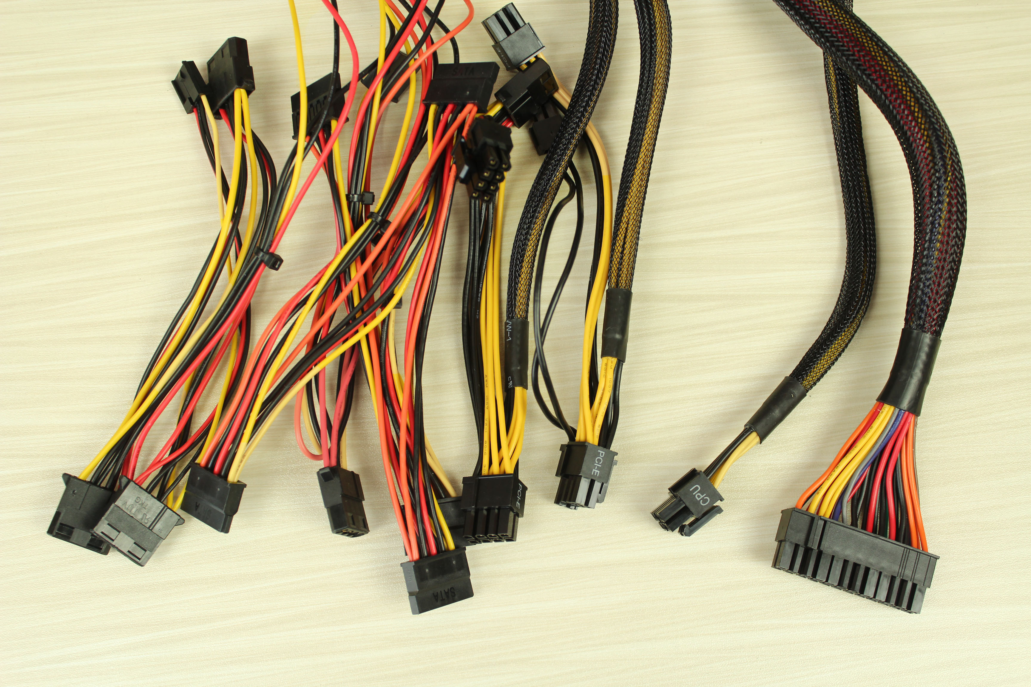 鑫谷gp700p黑金版和白金版的区别,鑫谷gp700p和原版区别