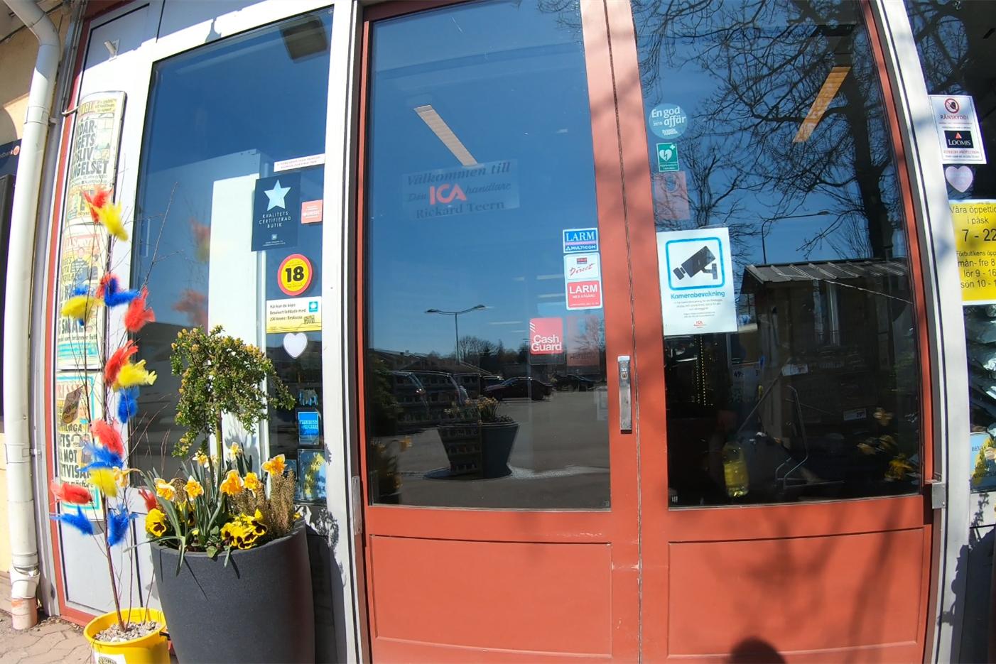 中国小伙的航海日记（三）：瑞典小岛采购，雷暴前最后的宁静