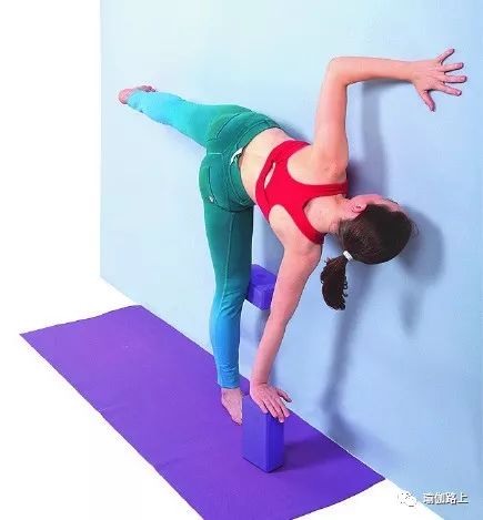 如何用瑜伽矫正x型腿,瑜伽式矫正o型腿最有效的动作