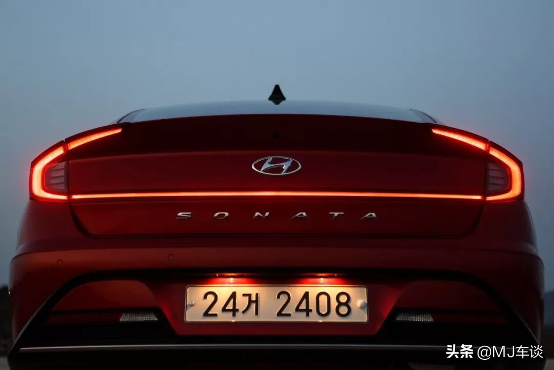 现代索纳塔韩国版第一视角试驾,现代索纳塔2.0t试驾视频