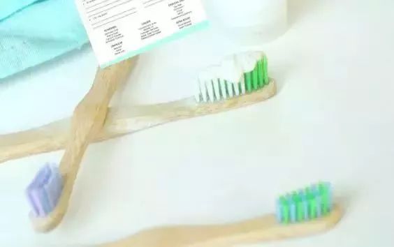 厚衣服怎么处理,厚衣服洗了怎么快速干