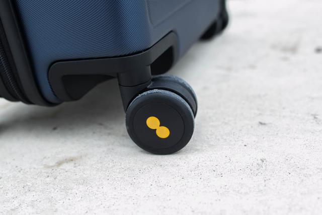 地平线8号旅行者系列旅行箱24英寸,地平线8号旅行箱