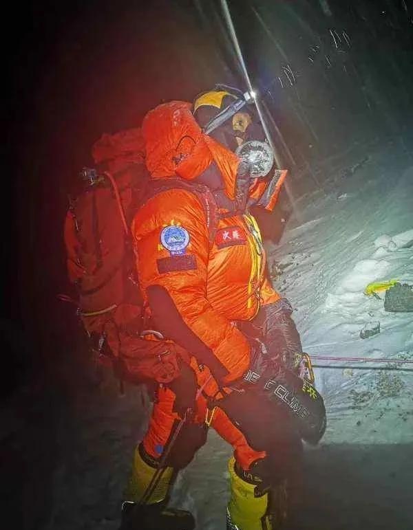 跑向沙9|国测队登顶背后的装备力量——凯乐石