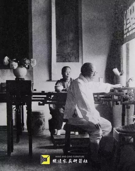 斤墨工巧：一桌六腿的进化与消亡