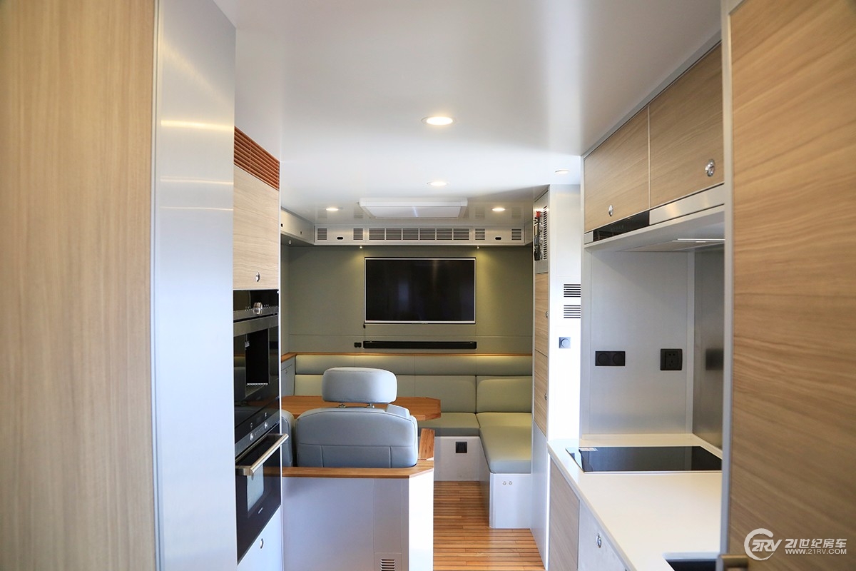 诺马迪森房车100万以内,1300万诺马迪森越野房车旅游