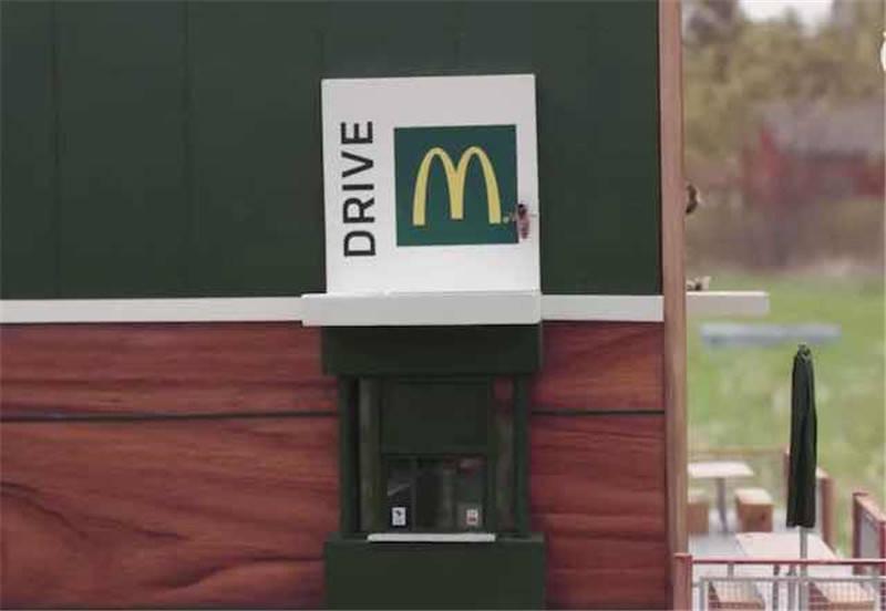 德芙广告策划案例,国外创意广告100例