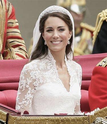 英国王室全套珠宝,英国王室出售珠宝