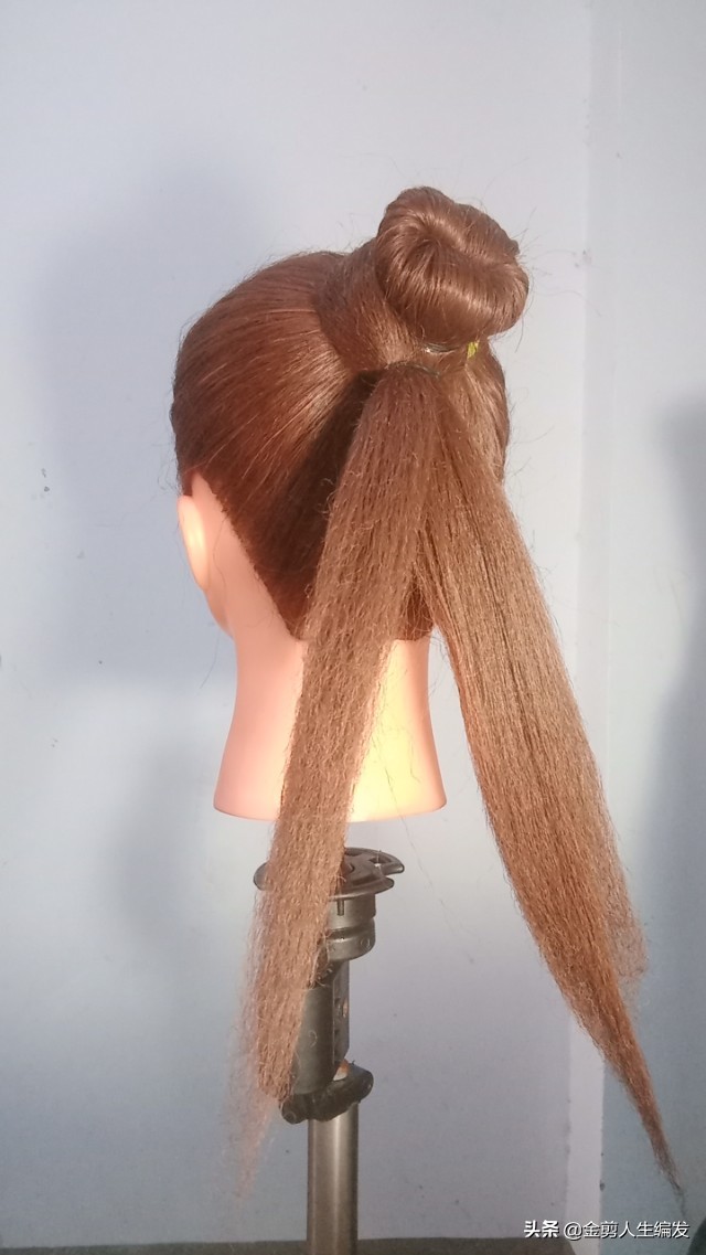 蝴蝶结发型怎么编才好看,刘诗诗大蝴蝶结头饰发型