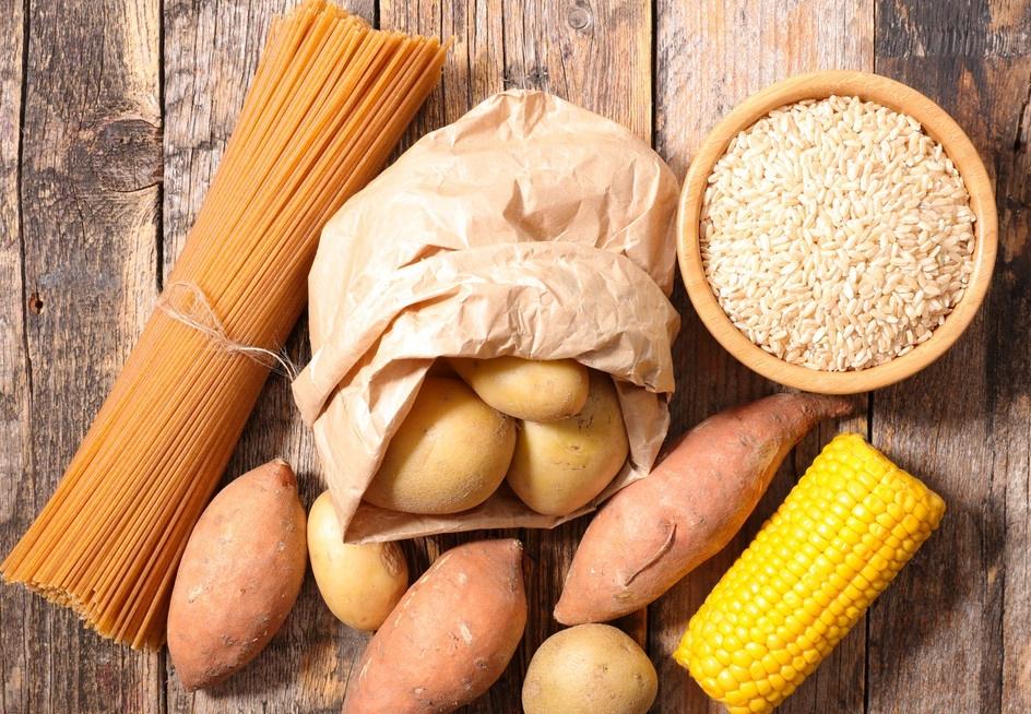 足球运动补充什么营养,运动营养方案有几种