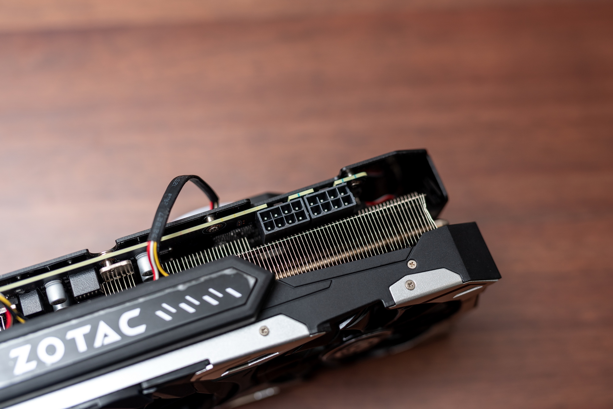 atx机箱和matx机箱有啥区别,高性价比matx白色机箱推荐